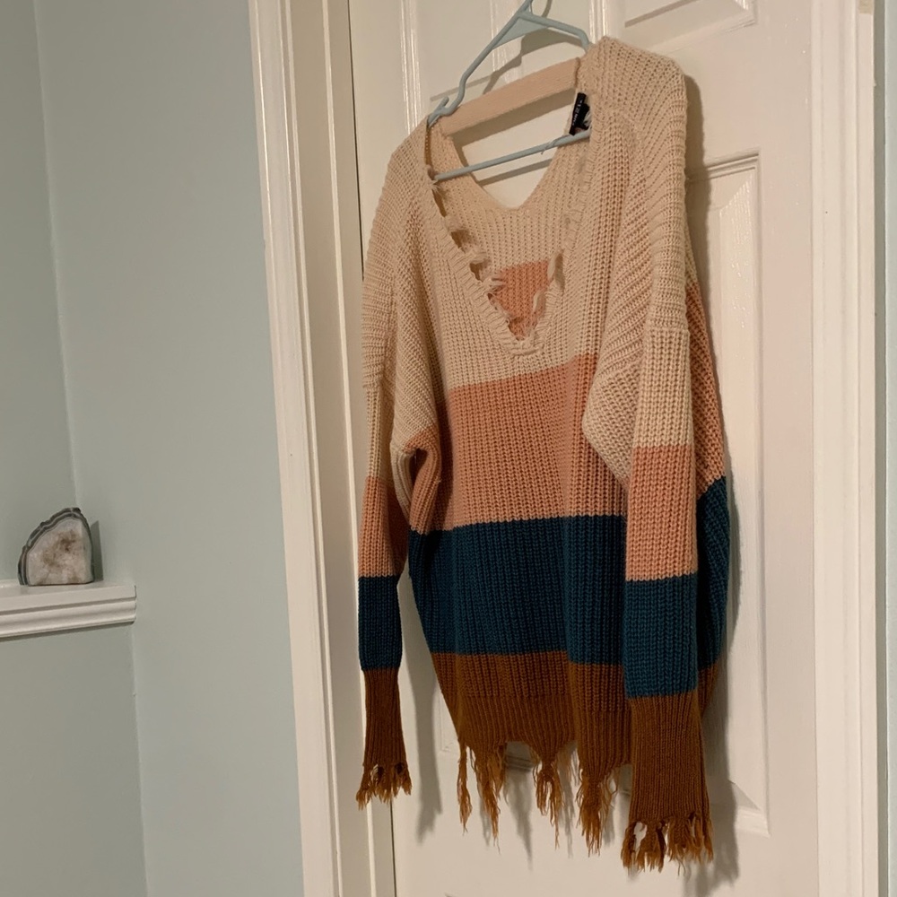 Medium earthy tunic-ish sweater 🍁 - Picture 3 of 3